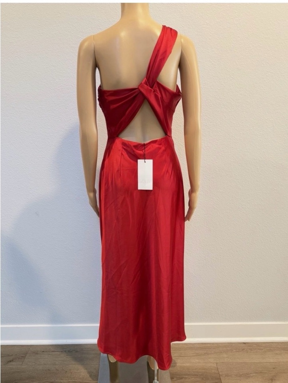 Zara Red Satin One-Shoulder Dress - Picture 5 of 8
